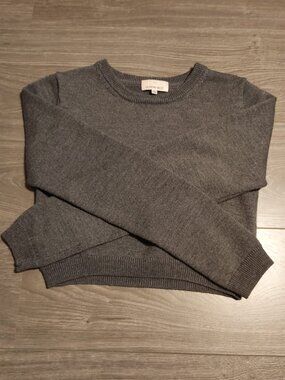 Aritzia Sunday Best Cozy Gray Ribbed Knit Sweater